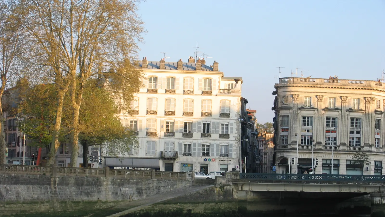 Les maisons à colombages du Petit Bayonne, au bord de la Nive